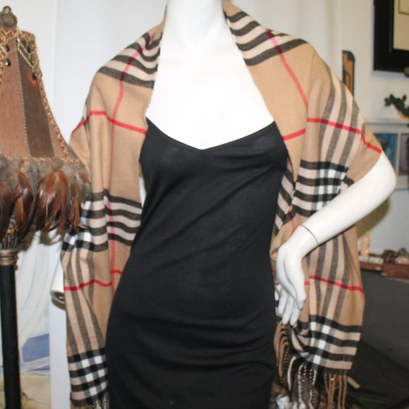 New Iconic Nova Check Print Italian Design Super Soft Fringe Scarf Shawl - Picture 7 of 8